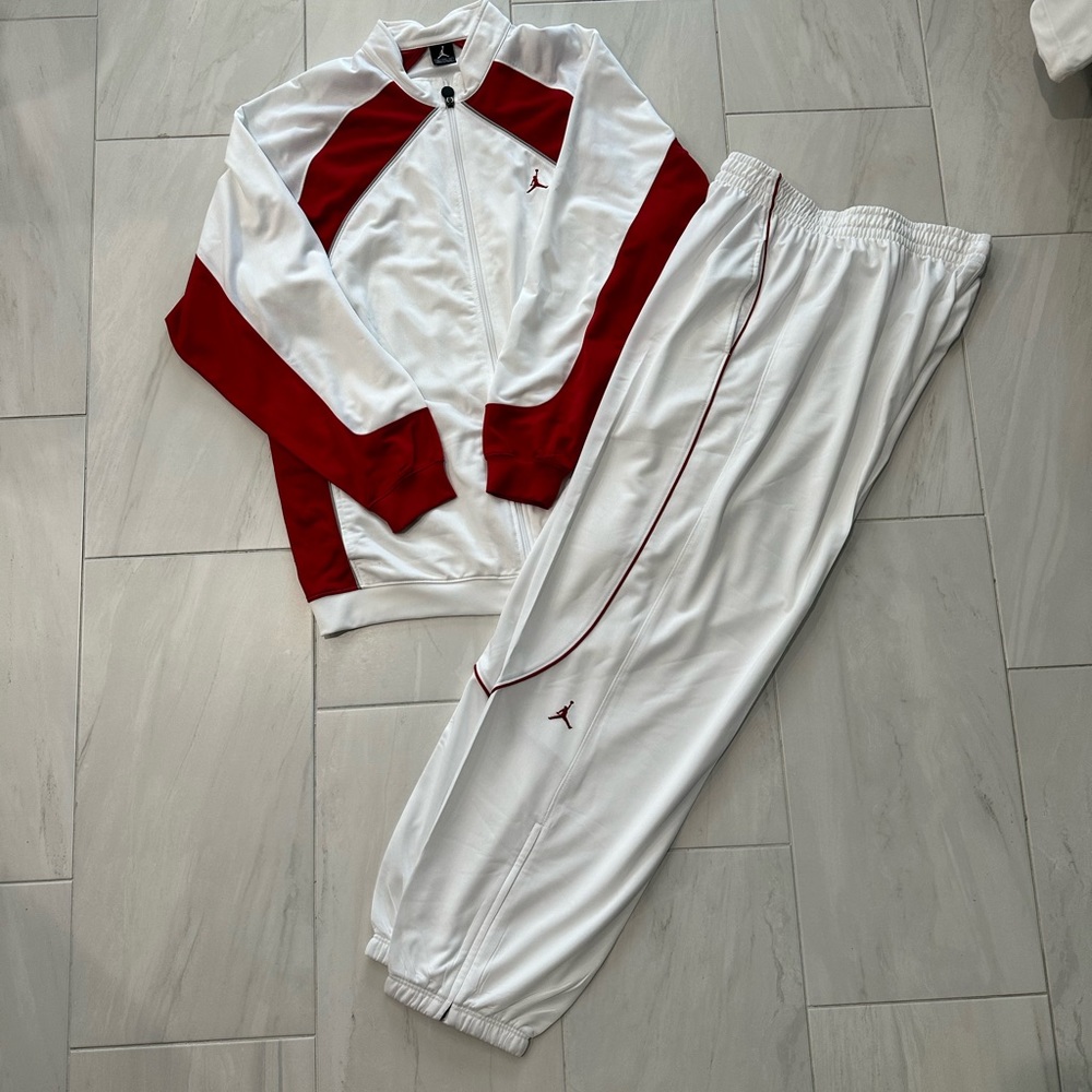 VINTAGE red and white Jordan sweatsuit
